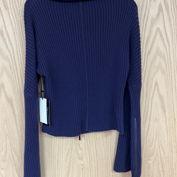 Worth New York | Sweater Size Small - Picture 3 of 3